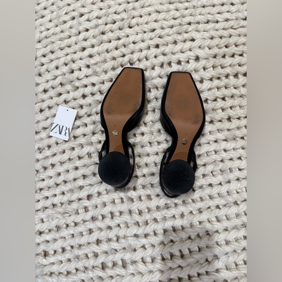 NEW ZARA limited edition Black and Gold Women's Loafers-Sandals size 38/7,5 us - Picture 10 of 17